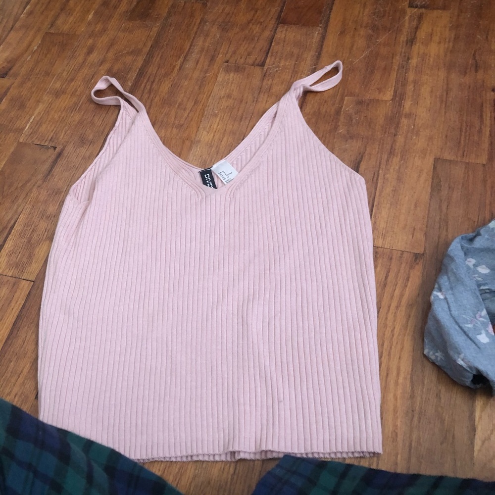 H&M top never worn